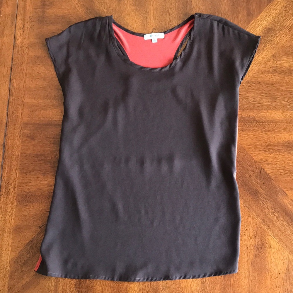🎁 The arte by Zenana layered top tee blouse